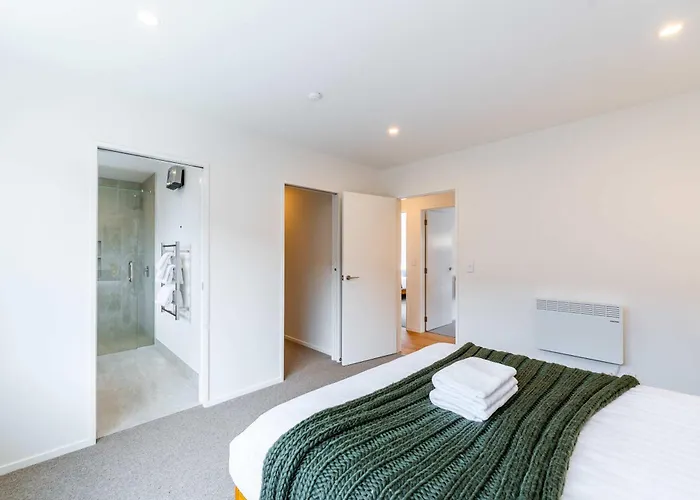 Mountainlight Escape - With And Alpine Views Holiday home *